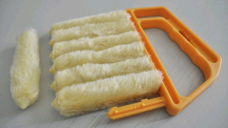 Removable and Washable Blinds Brush